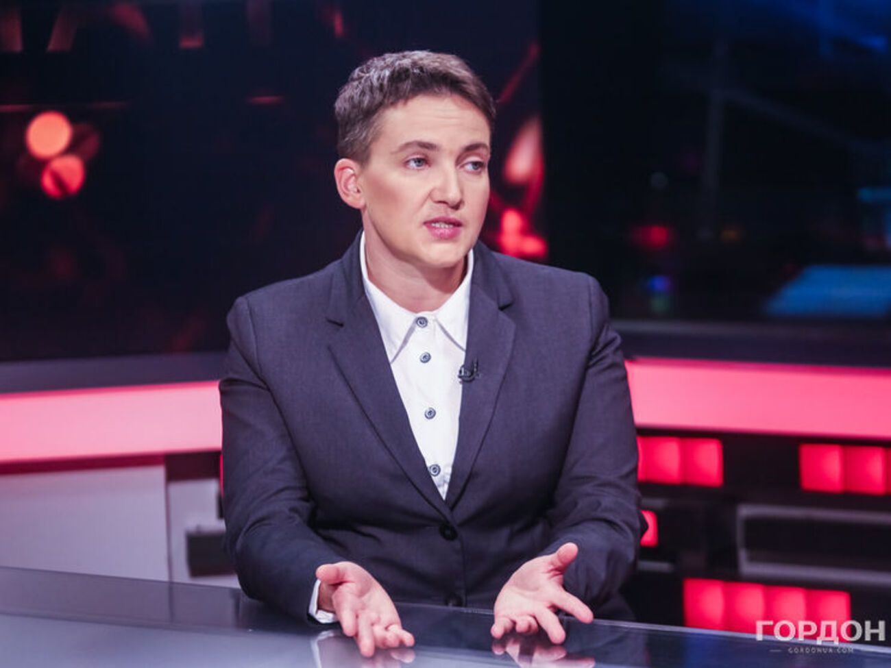 Савченко: Прості люди помиляються. Навіть непрості люди, політики, дуже часто помиляються