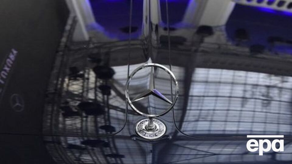 Понад мільйон автомобілів Mercedes відкликають у сервісні центри