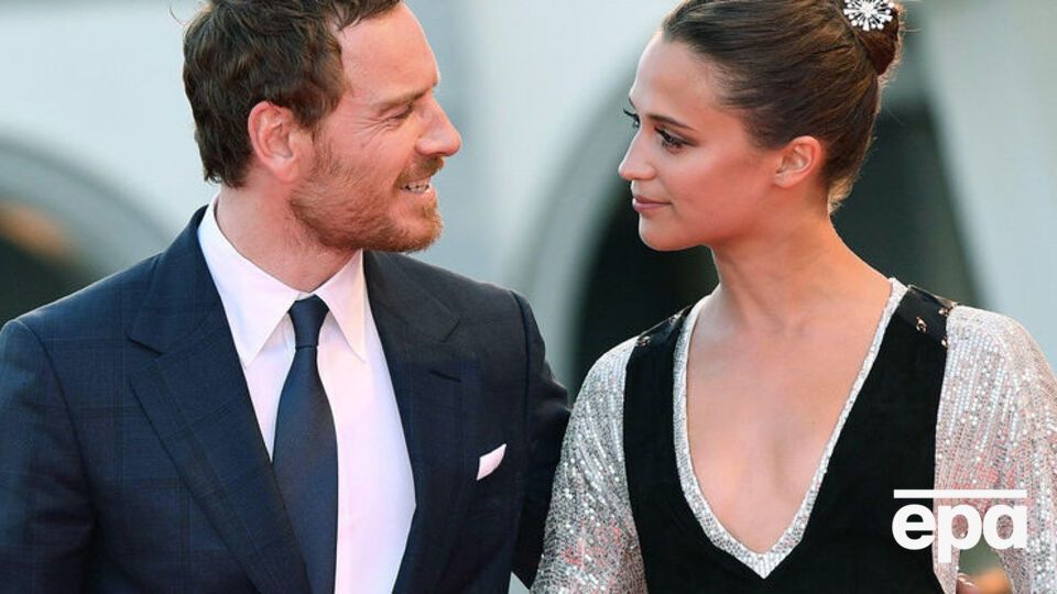 Вікандер і Фассбендер обмінялися обручками – ЗМІ