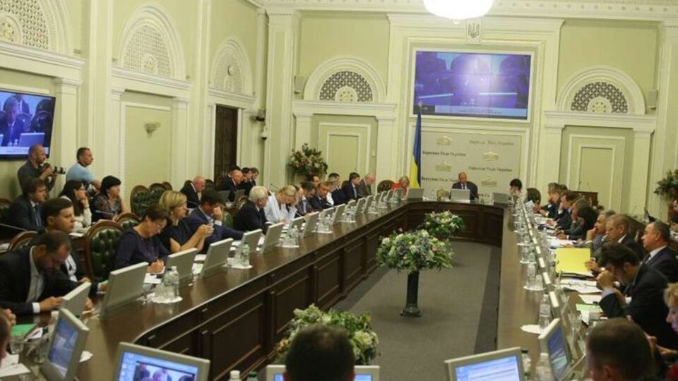 Засідання ради призупинили