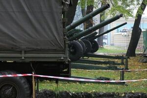 Пушки в Мариинском парке установили в честь приезда президента Мальты
