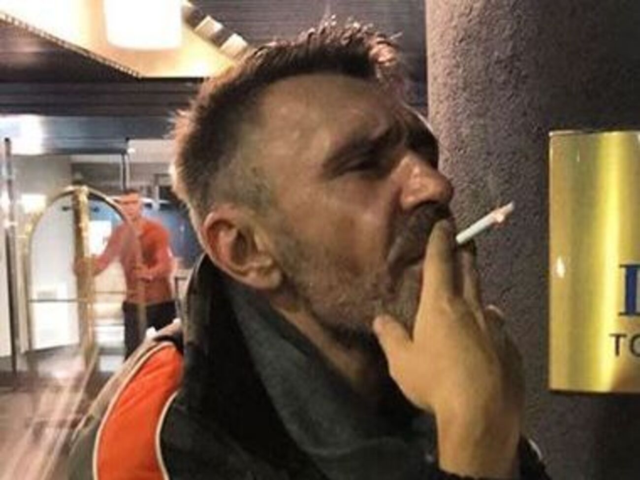 Шнуров: "Ну не в Кремль же бл...дей вызывать"
