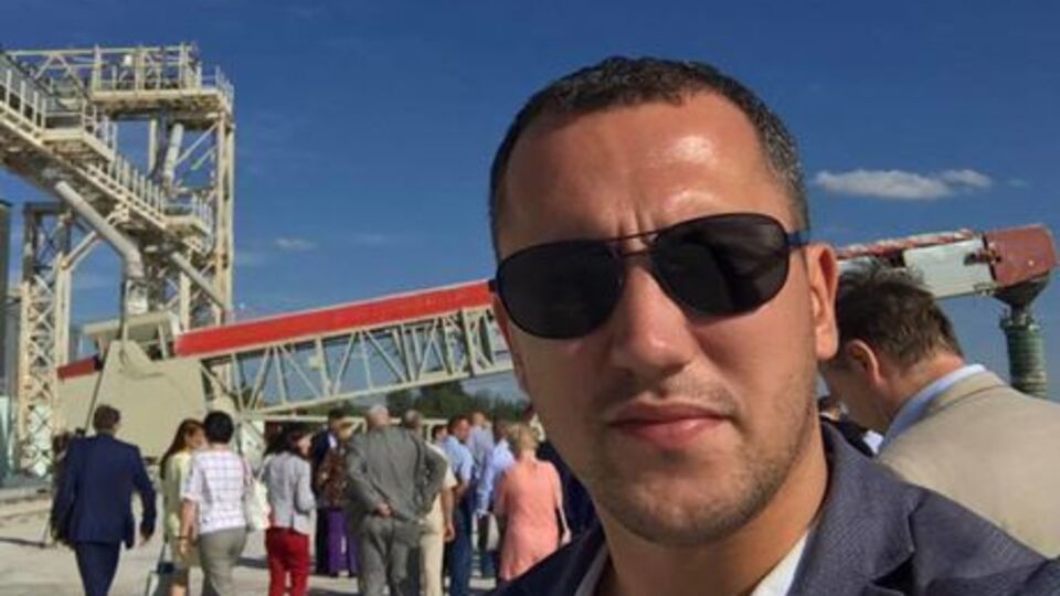 Нардеп Лінько разом з активістами прийшов на засідання Оболонського районного суду Києва 8 жовтня