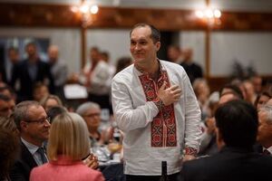 Бутусов: Страшно представить, как будут встречать в Киеве президента Панамы