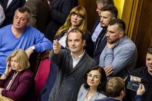 Єгор Соболєв: Дуже важливо, щоб ніхто з народних депутатів не виходив із парламенту