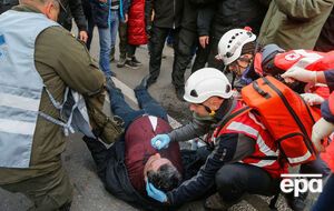 Травмированным демонстрантам оказали помощь на месте событий