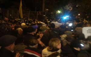 Конфликт удалось погасить с помощью политиков, пришедших на место событий