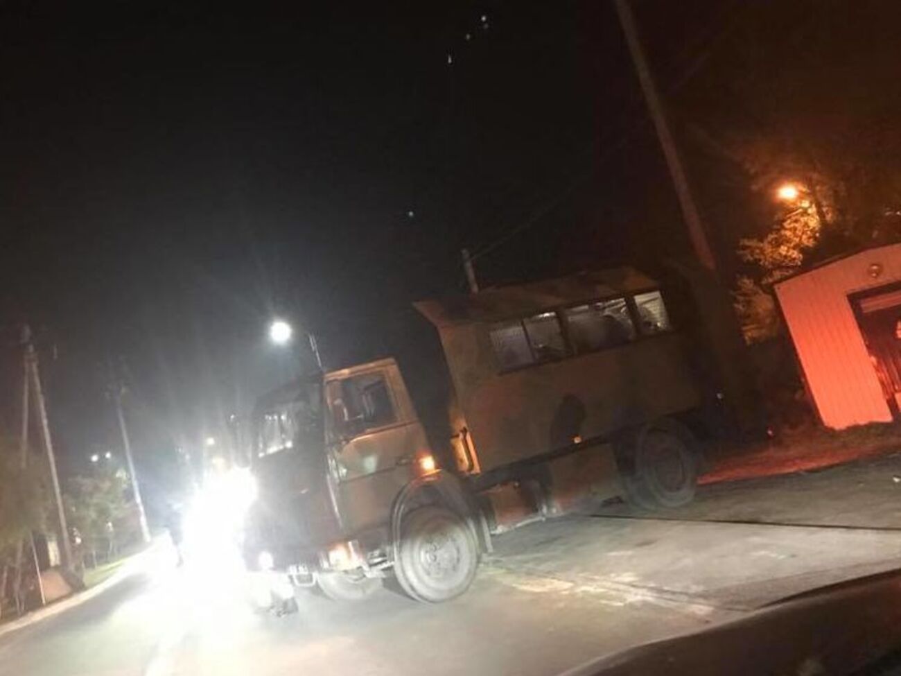 Войцицкая: Зачем столько людей и техники нагнали для охраны частной резиденции президента?