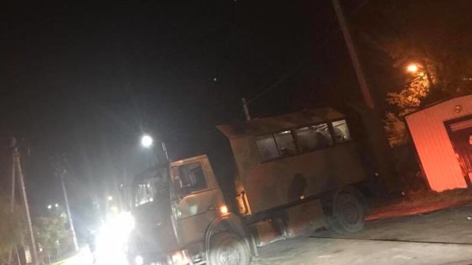 Войціцька: Нащо стільки людей та техніки нагнали для охорони приватної резиденції президента?
