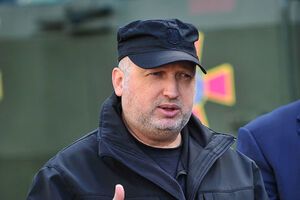 Турчинов відклав візит до штаб-квартири НАТО