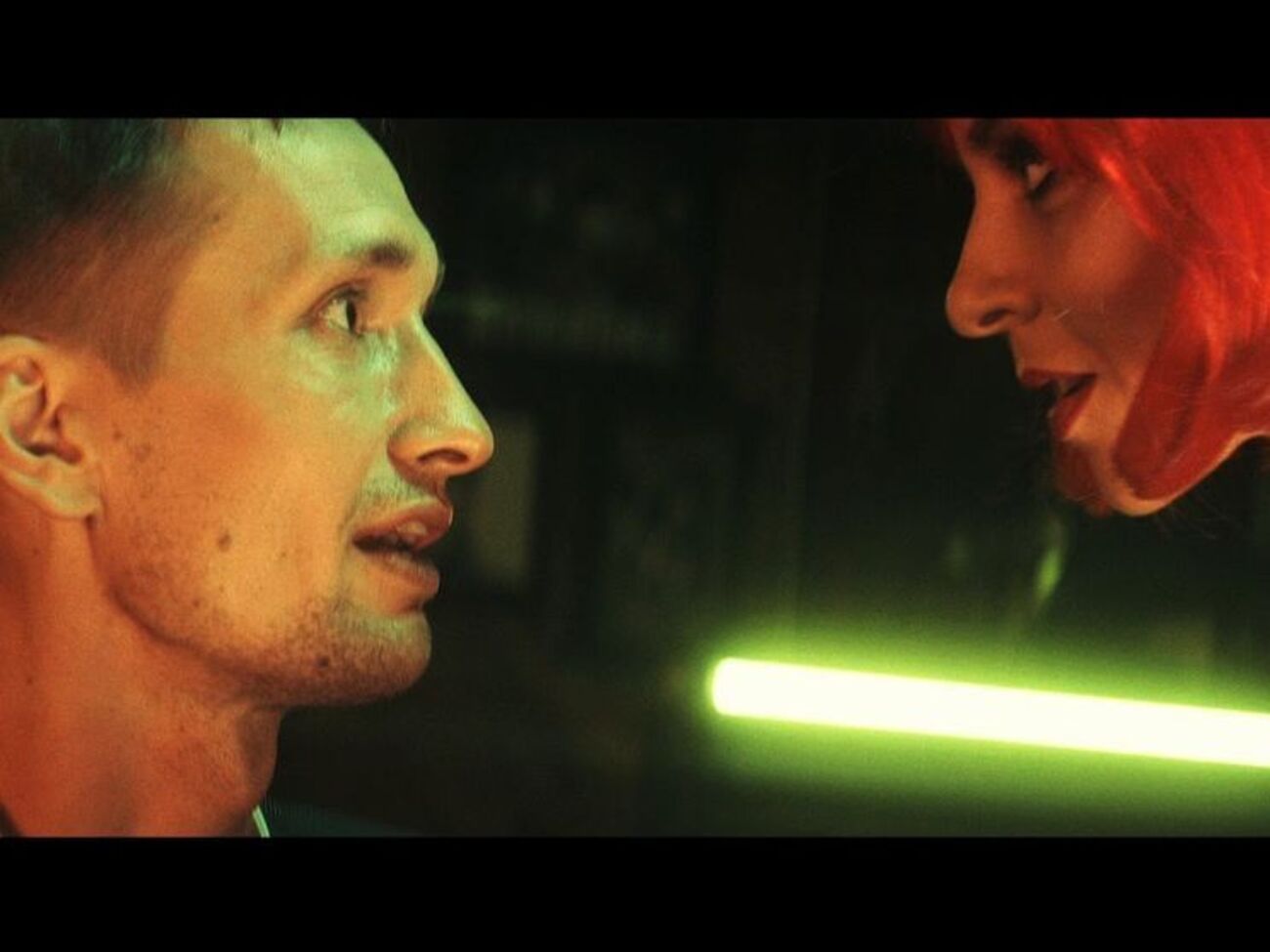 Зйомки ролика проходили в барі