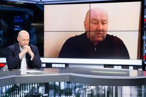 Коржаков: Ельцин в определенное время видел Немцова своим преемником, однако колебался