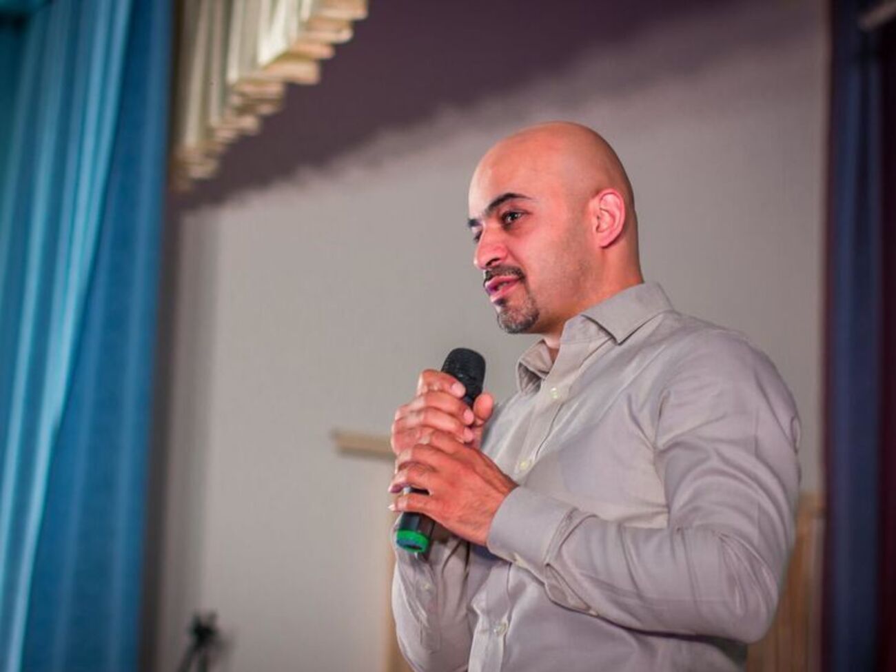 Найєм: Народний депутат Юрій Дерев'янко і мій помічник Микита Лисенко зараз у Печерському райвідділі НПУ