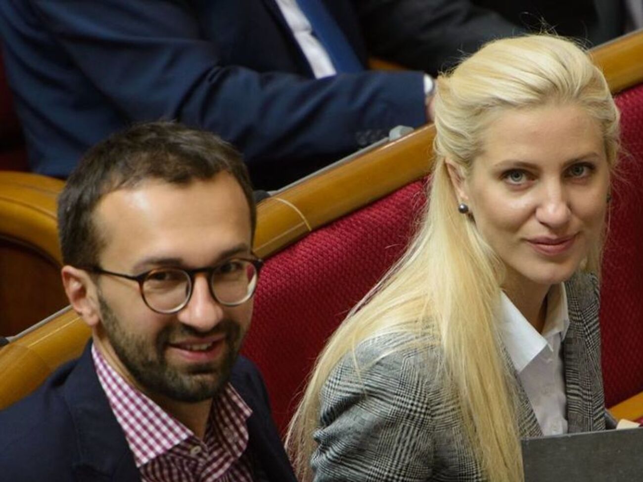 Лещенко: Мы не считаем возможным принимать участие во встрече с Порошенко без коллег