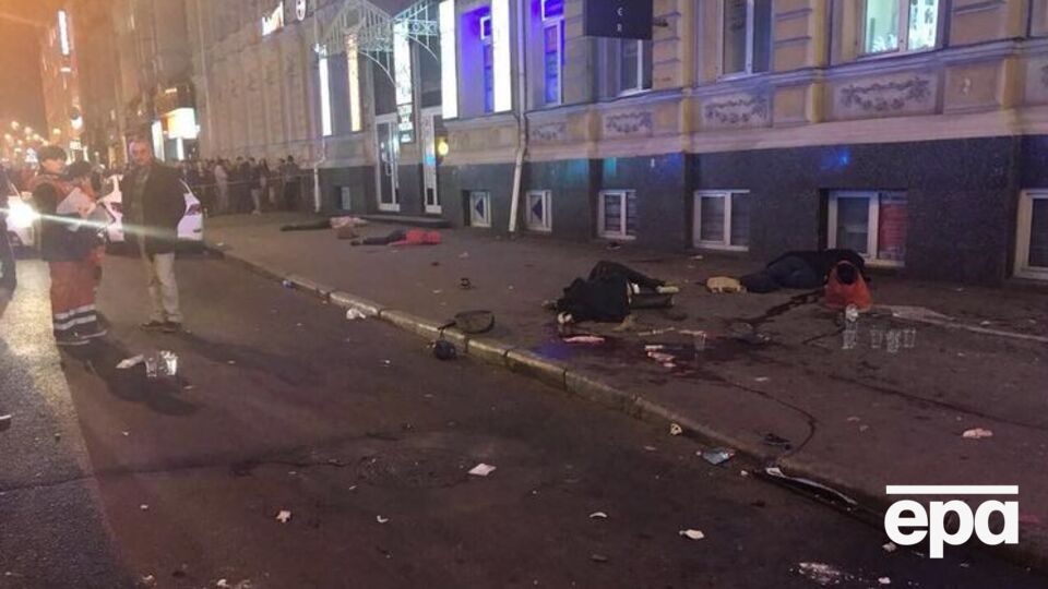 Харківські лікарі борються за життя двох постраждалих у ДТП