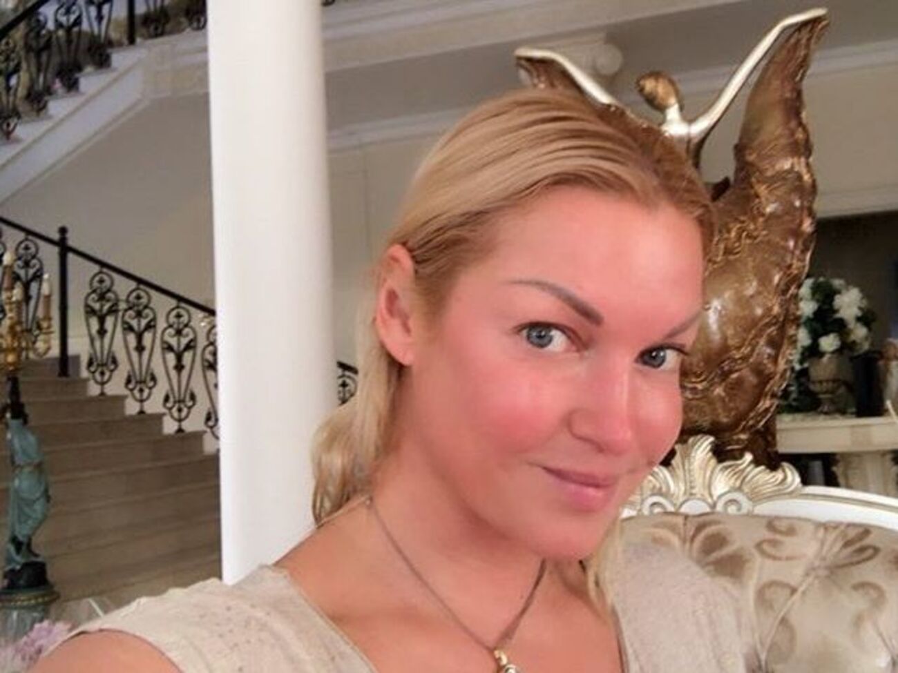 Волочкову намалювали разом із російським імператором