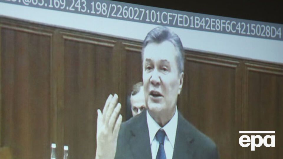 Адвокат просит перенести суд по делу о госизмене Януковича