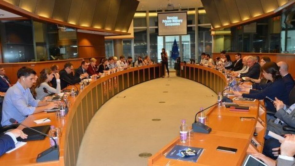 Мероприятие "Российские частные военные компании, воюющие в Украине и Сирии", было организовано польским депутатом Европарламента Анной Фотыгой