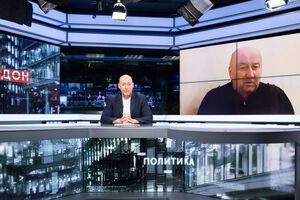Коржаков: Власть в России принадлежит одному человеку