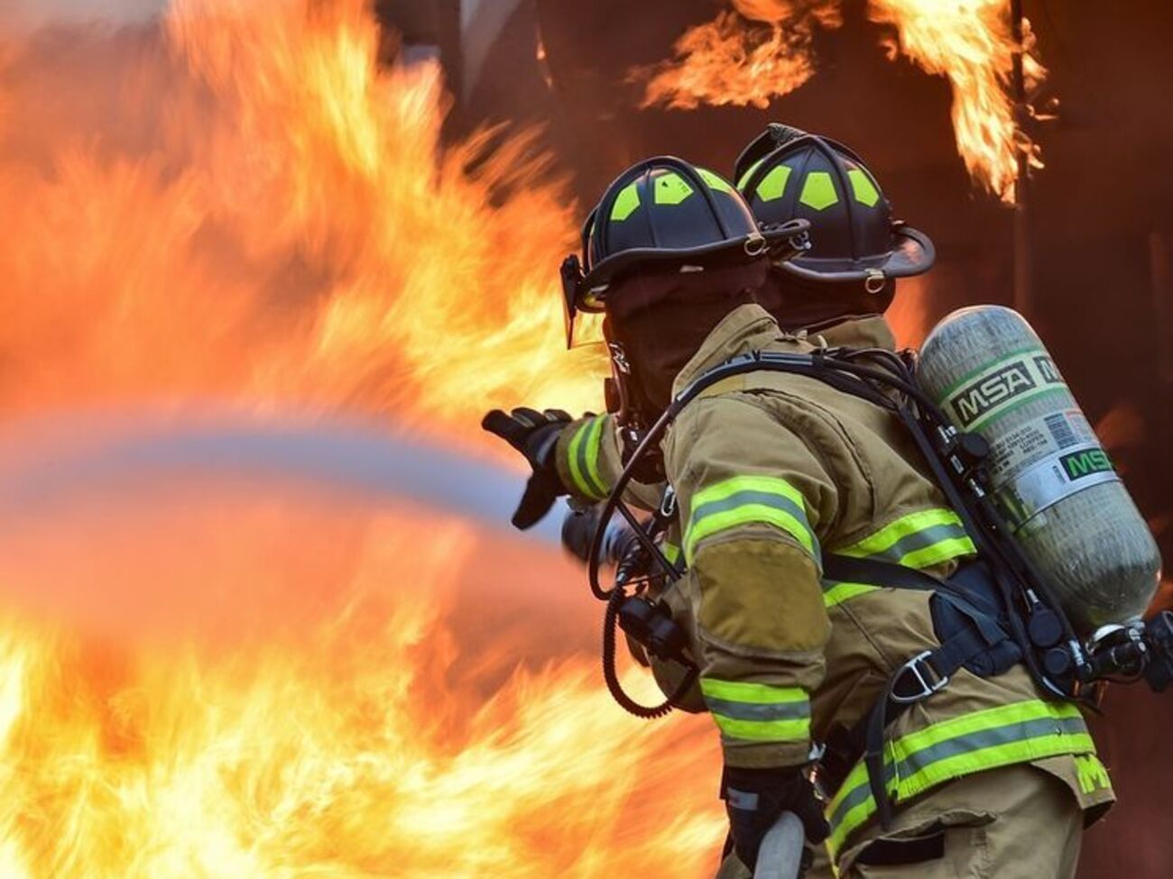В оперативній ліквідації вогню пожежникам перешкоджала несправність найближчого пожежного гідранта