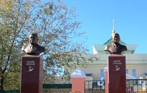 Бюст Кобзона установлен на Аллее Героев в Агинском