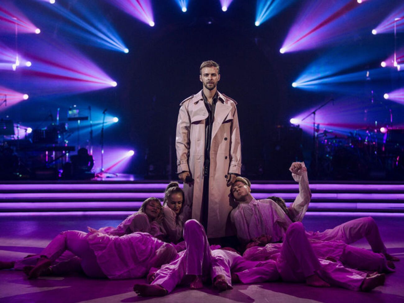 Барских исполнил части своих песен