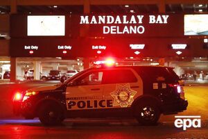 Спецназ использовал контролируемый взрыв, чтобы войти в гостиничный номер, однако стрелок уже был мертв