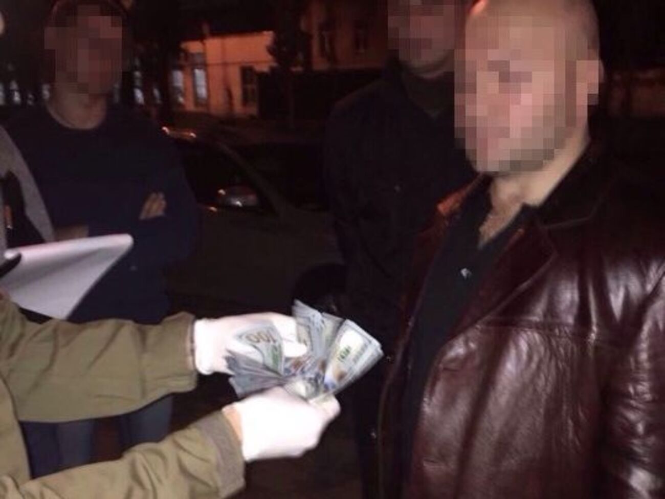 Офицера Генштаба задержали на взятке в $3 тыс.