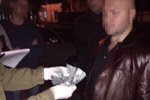 Офицера Генштаба задержали на взятке в $3 тыс.