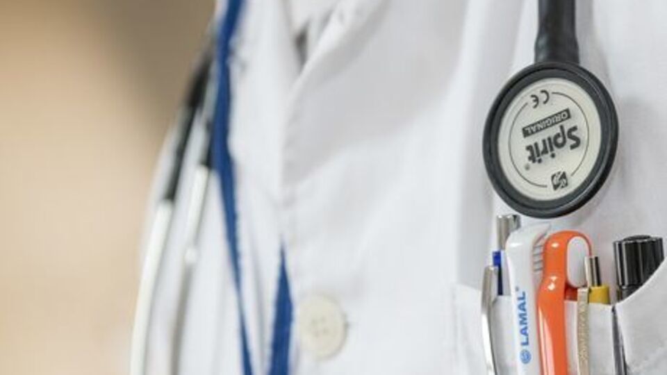 В больницы доставили 20 человек