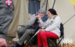 У Верховной Рады установлено больше 30 палаток