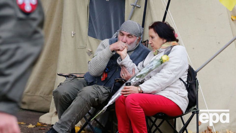 Біля Верховної Ради встановлено більше ніж 30 наметів