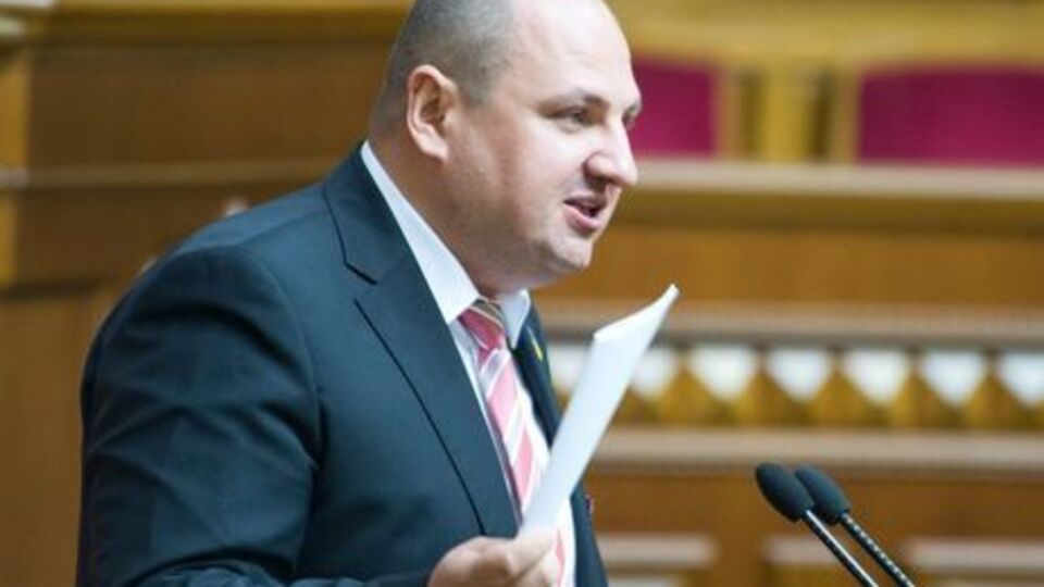 Розенблат должен сдать все заграничные паспорта, не покидать Киев и Житомир без разрешения следователя и суда