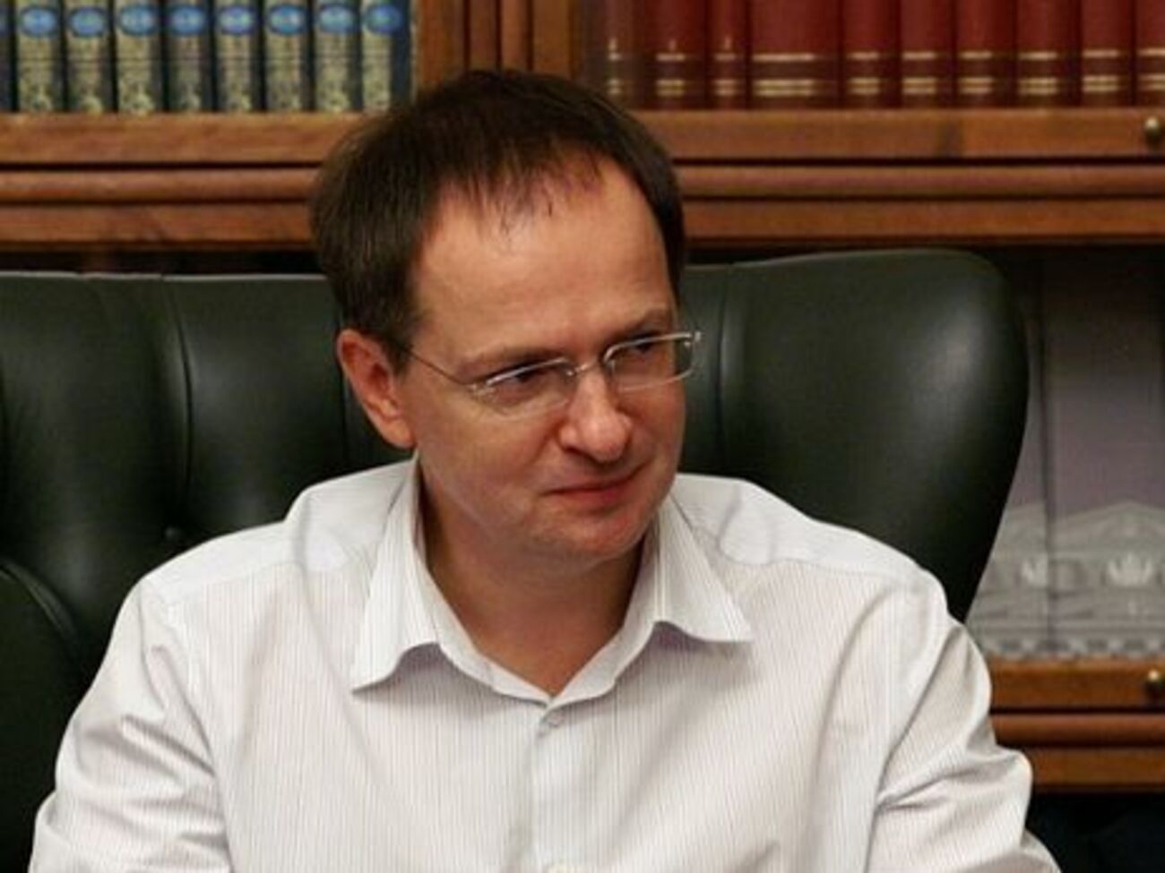Президія ВАК рекомендувала залишити ступінь за Мединським