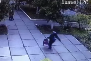 Задержать похитительницу младенца в Киеве удалось благодаря записи видеокамеры