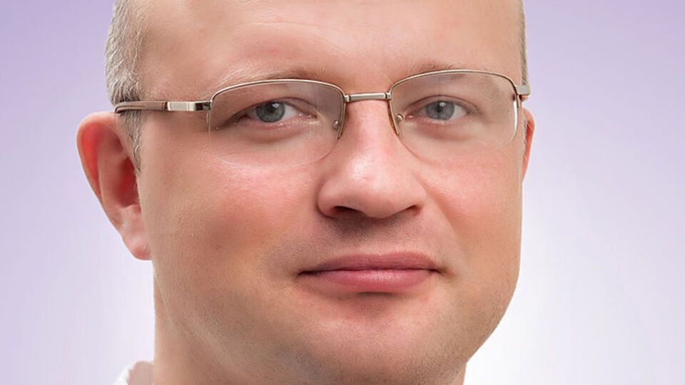Пластический хирург Дмитрий Козлов отказался оперировать женщину из Донецка