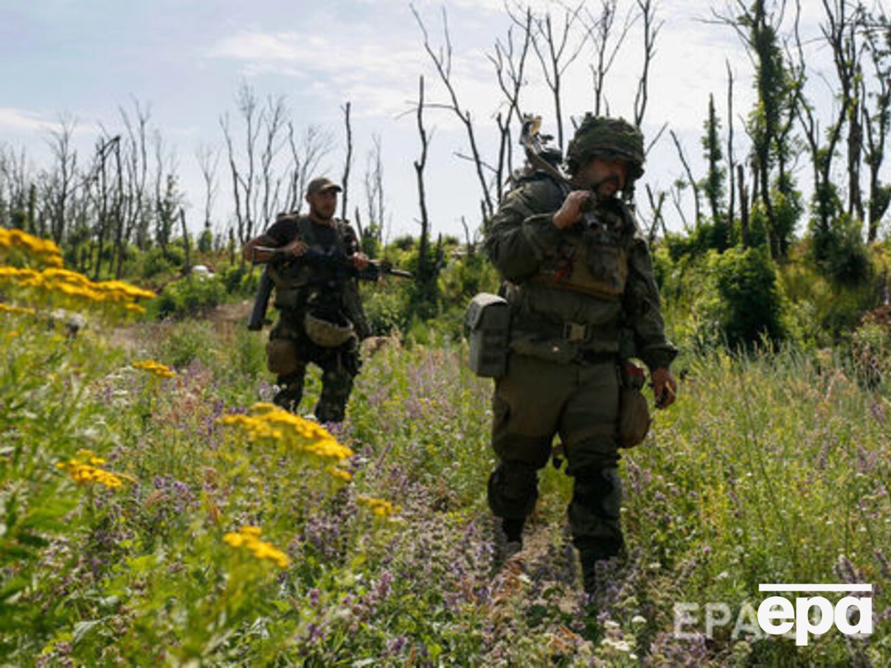 В ответ на провокации боевиков украинские военные восемь раз применяли оружие, сообщили в штабе АТО