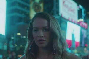 Рита Ора: Я погрязла в рутинной ежедневной работе и мечтала уехать из города и отправиться в путешествие с друзьями