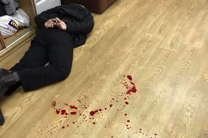 Удень 23 жовтня чоловік проник в офіс радіостанції "Эхо Москвы" на Новому Арбаті, де напав на журналістку