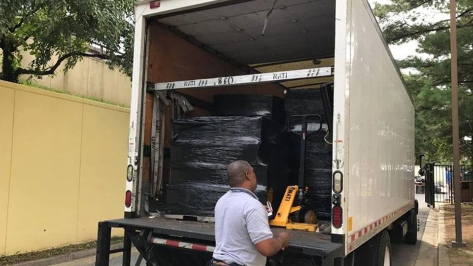 Посольство РФ: Американські представники спакували і вивезли архів до Вашингтона