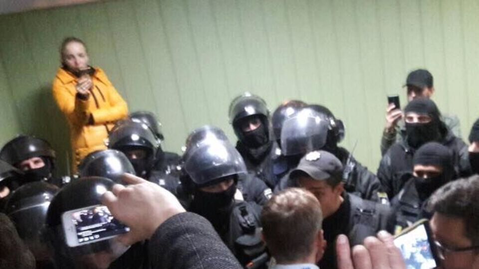 В Святошинском суде произошли столкновения
