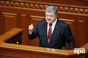 Порошенко: Звичайно, крутіше було б побудувати космодром для міжгалактичних польотів, а не завод із виробництва упаковки