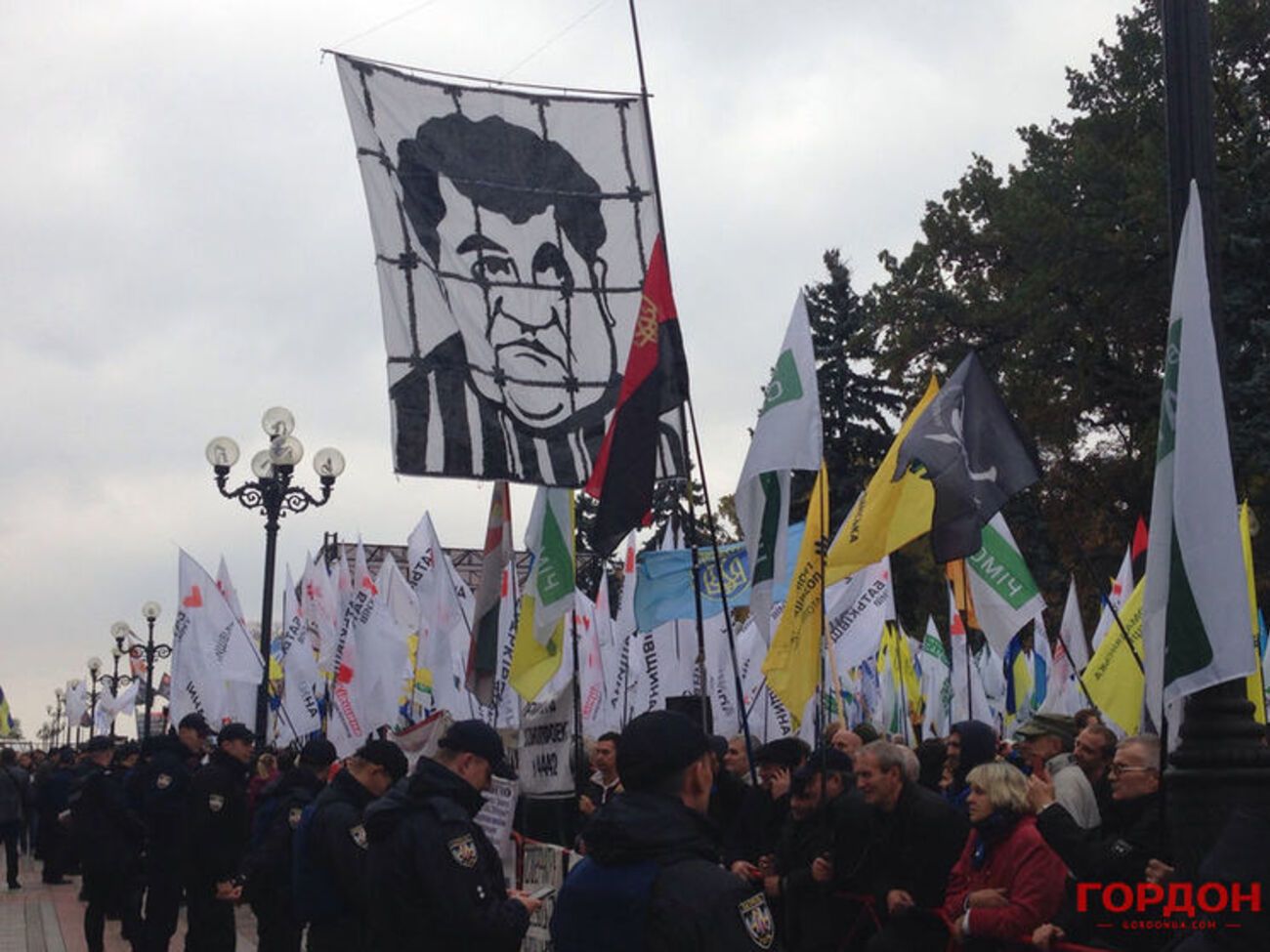 Шрайк: Время показало, что в марте Саакашвили столько не собрал. И в октябре не собрал
