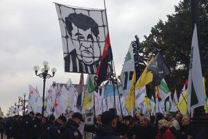 Шрайк: Час показав, що в березні Саакашвілі стільки не зібрав. І в жовтні не зібрав