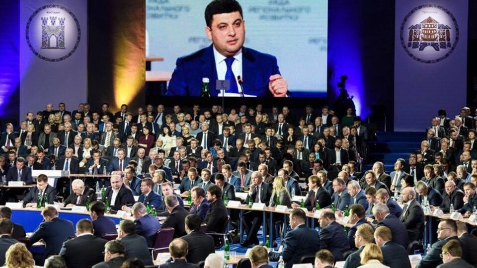 Гройсман: Треба десь когось посадити. І треба посадити у в'язницю
