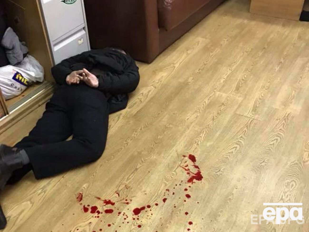 Физик из Израиля ударил ножом известную журналистку