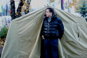 Саакашвили ночевал под Радой