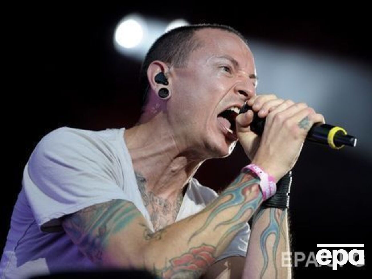 Беннингтон завещал финансы своим родным