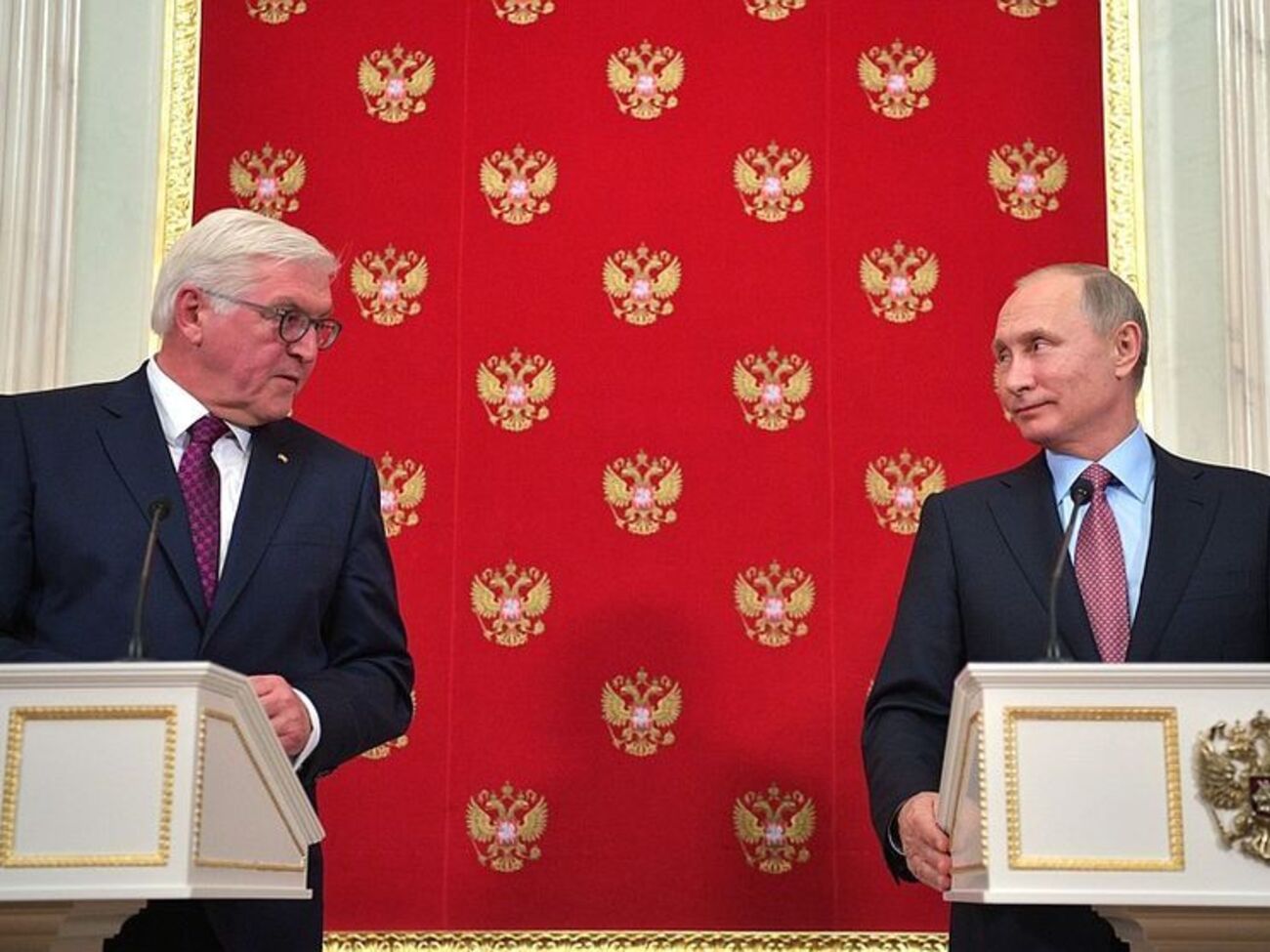 Штайнмаєр &ndash; Путіну: Ще є відкриті рани, є ще невирішені питання