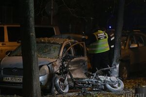 У входа в офис телеканала "Еспресо" произошел взрыв